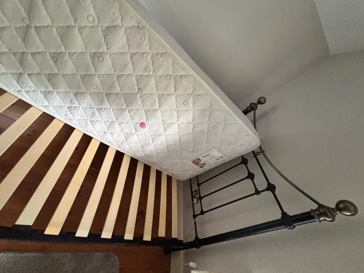 Victorian Style Single Bed & Mattress… - Image 4