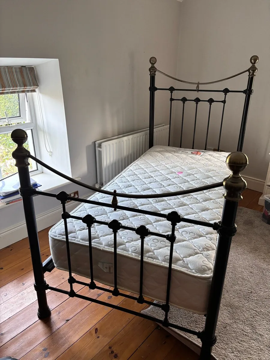 Victorian Style Single Bed & Mattress… - Image 1