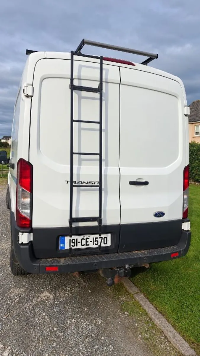 Ford Transit 2019 - Image 2