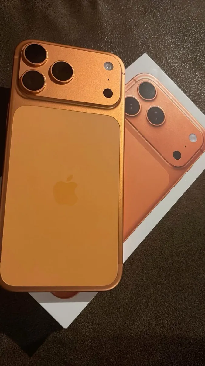 iPhone 17 pro max - Image 1