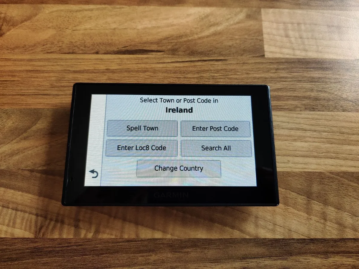 Garmin TRUCK / COACH sat nav with EIRCODES - Image 4