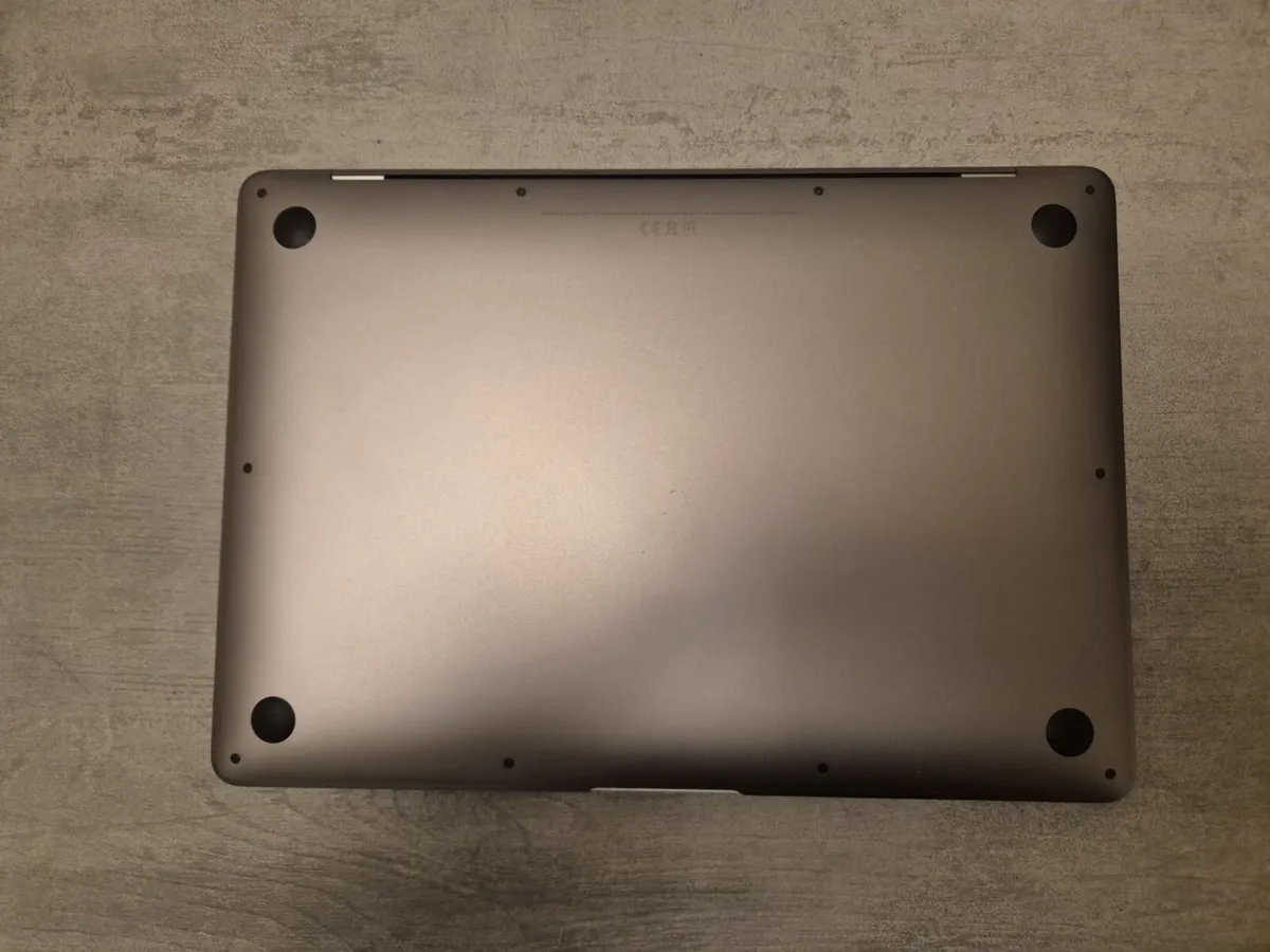  MacBook Air M1 (2020, A2337) – 13" – [8GB/256GB] - Image 4