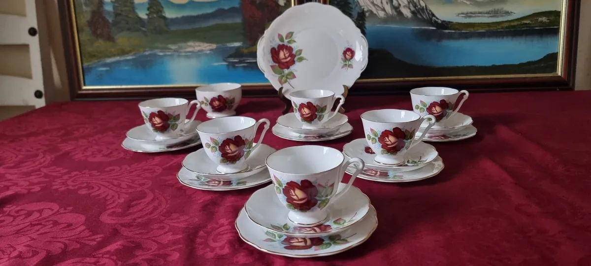 20 Pc. Queen Anne Opera English Bone China Tea Set - Image 1