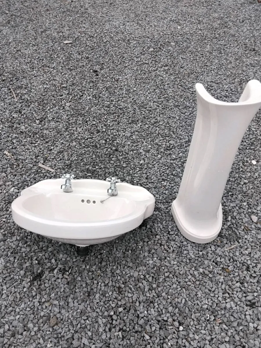 Sink & Pedestal - Image 2