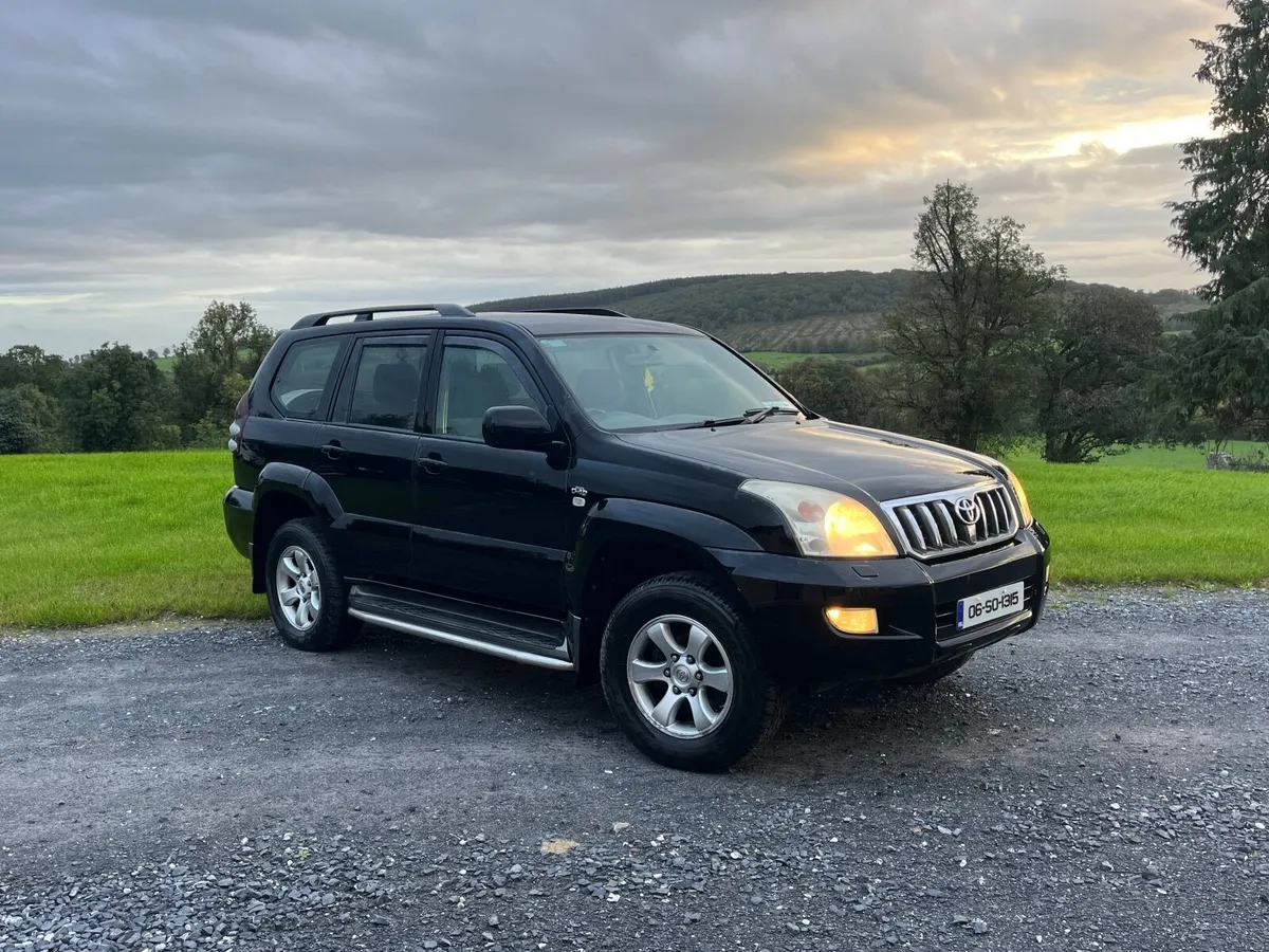 Toyota Land Cruiser 2006 - Image 1