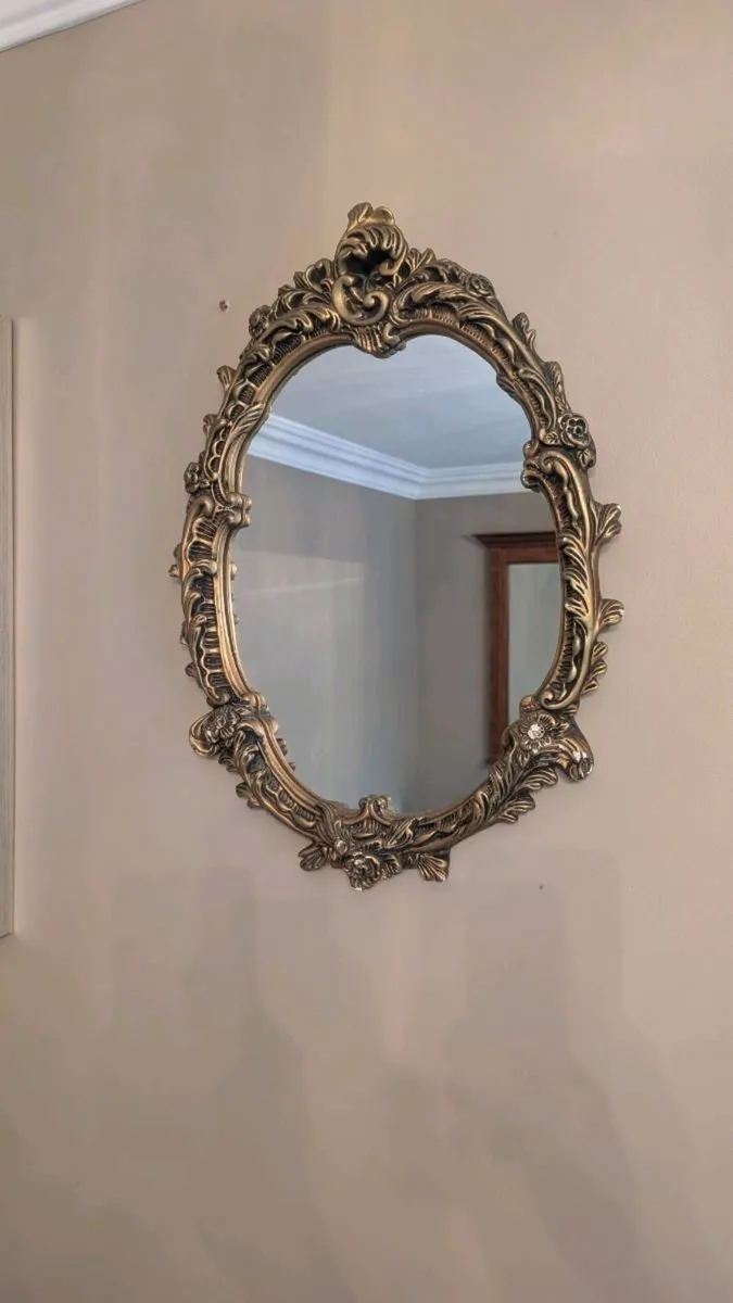 Ornate Gold Vintage-Style Wall Mirror - Image 2