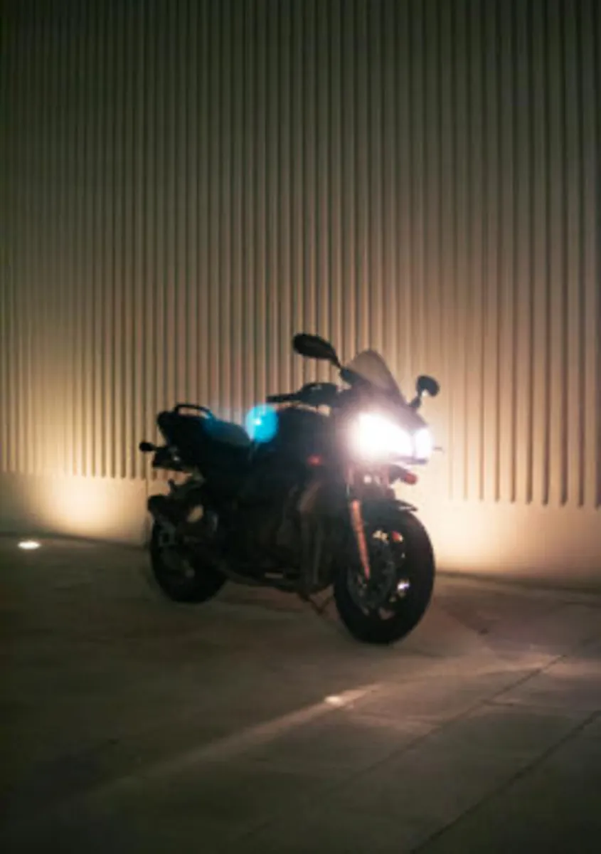 Yamaha Fazer 600 - Image 2