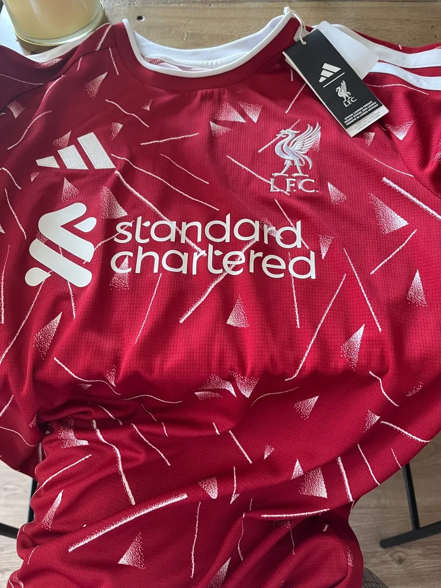 Liverpool jersey - Image 2