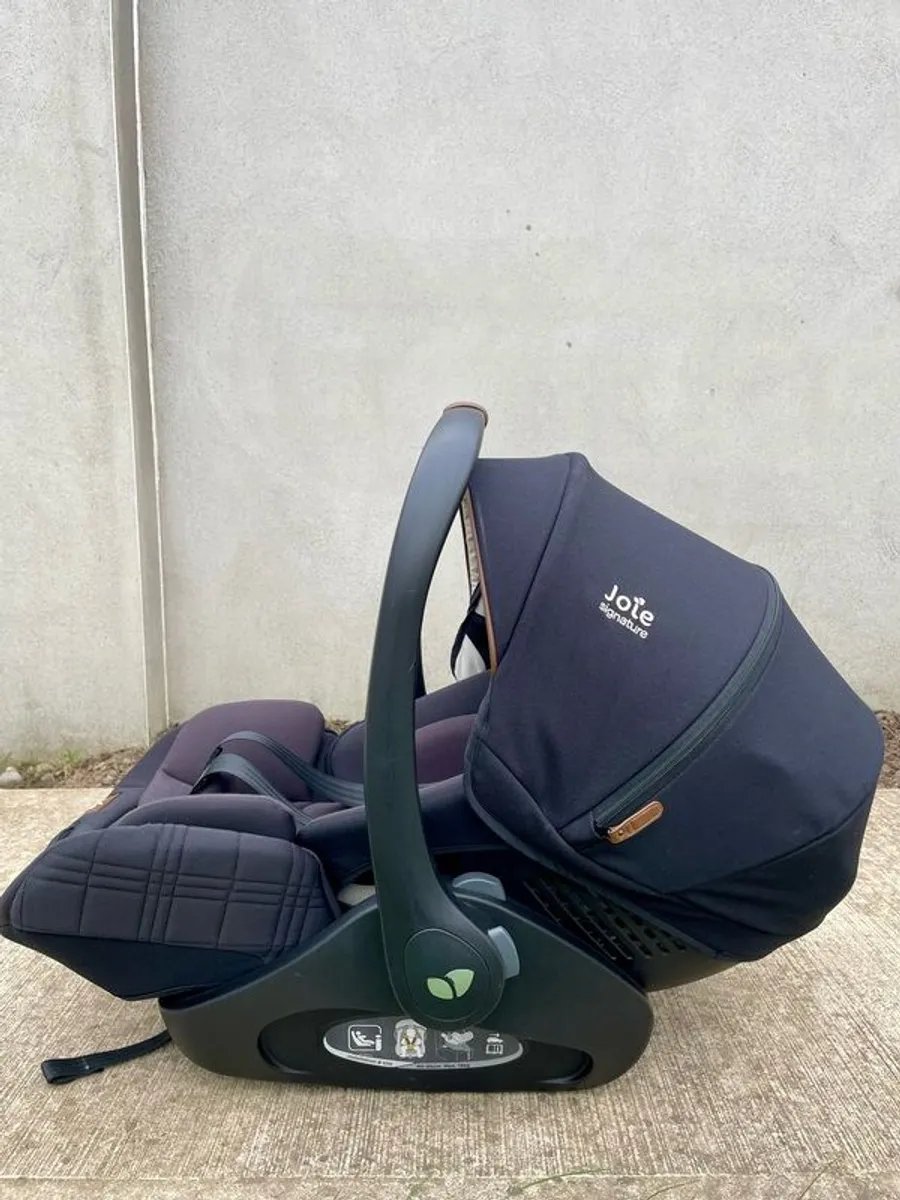 Infant car seat & base - Image 4