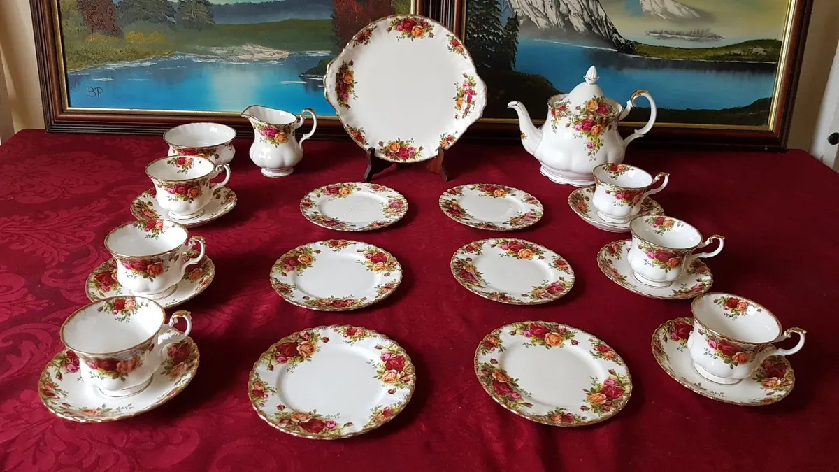 22Pc.Royal Albert Old CountryRoses TeaSet With Pot - Image 2