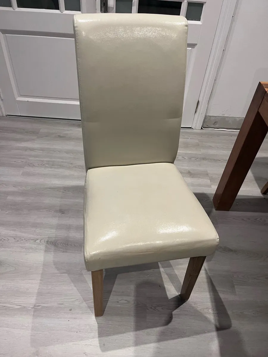 Table and 6 Chairs - Image 3