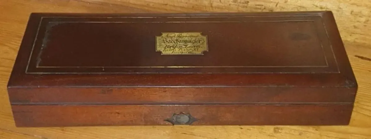 Antique Mahogany Box - 19th Century - Image 1