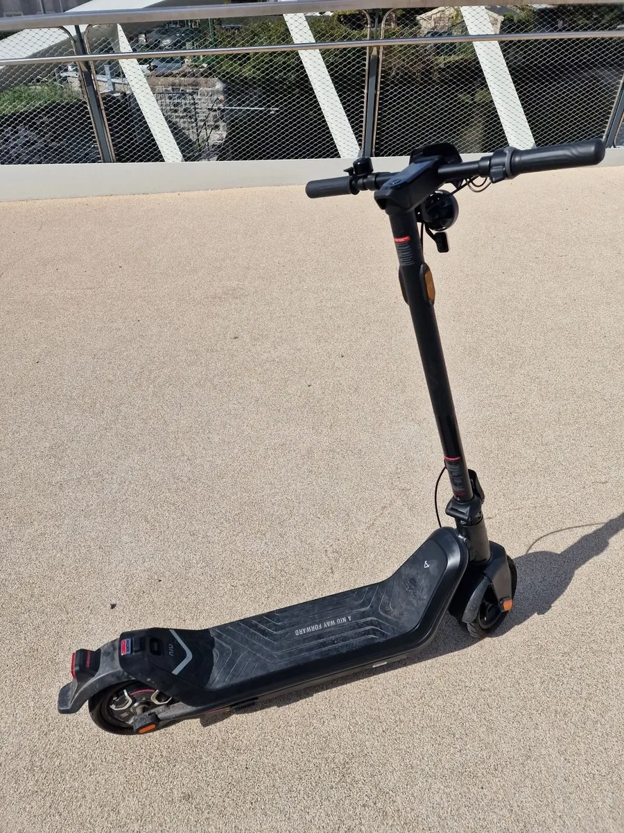 Electric scooter - Image 4