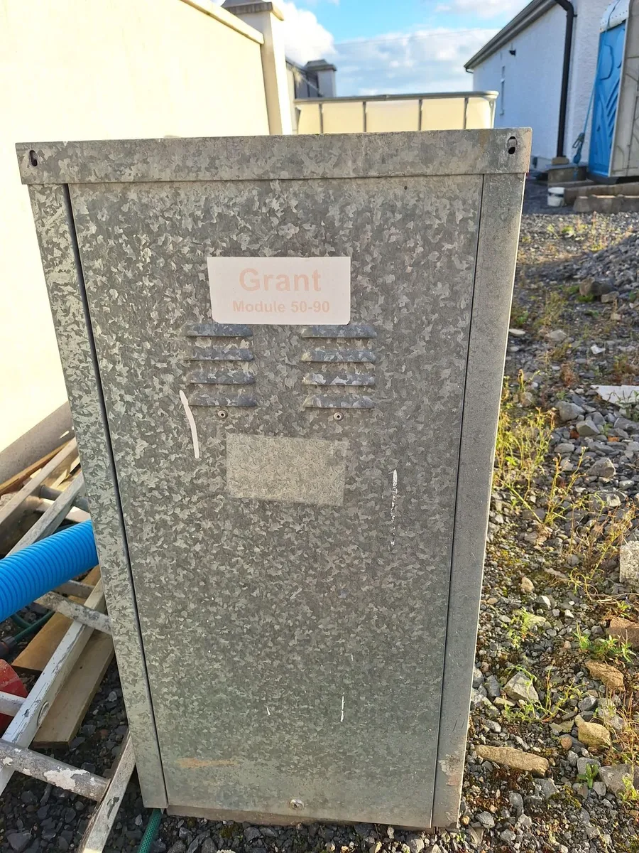 Oil boiler - Image 1