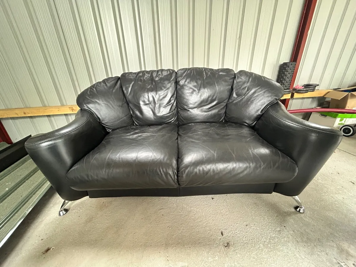 Chair and couch - Image 3