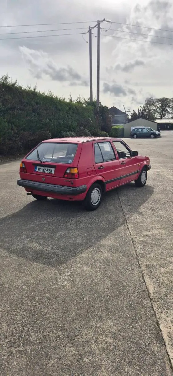 Volkswagen golf - Image 4
