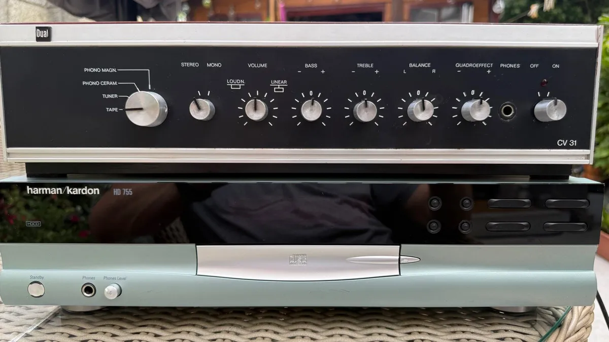 Dual Quadro amp with Karman Kardon CD player