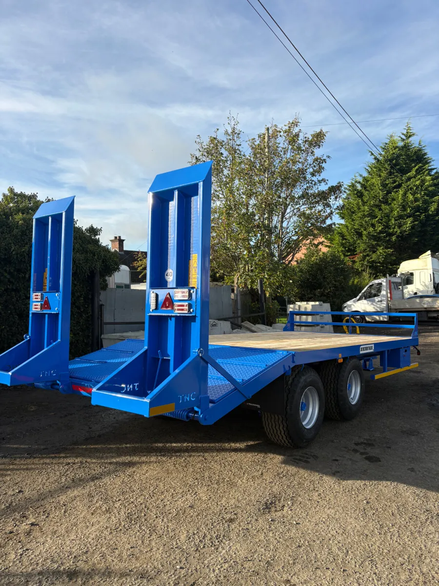 New JNC mini low loader bale trailer - Image 4