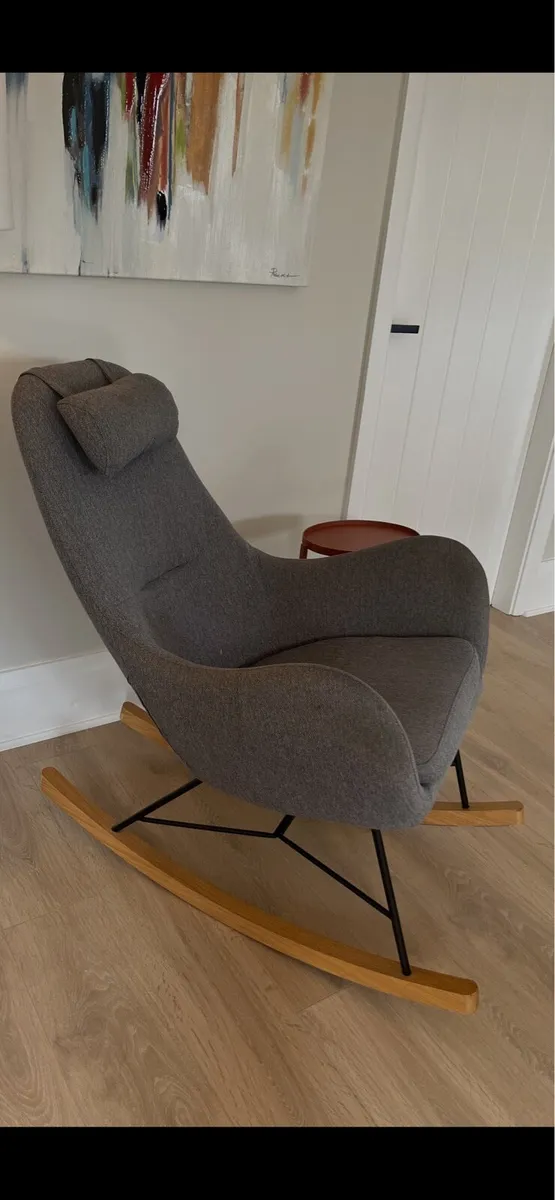 Rocking Chair - Image 4