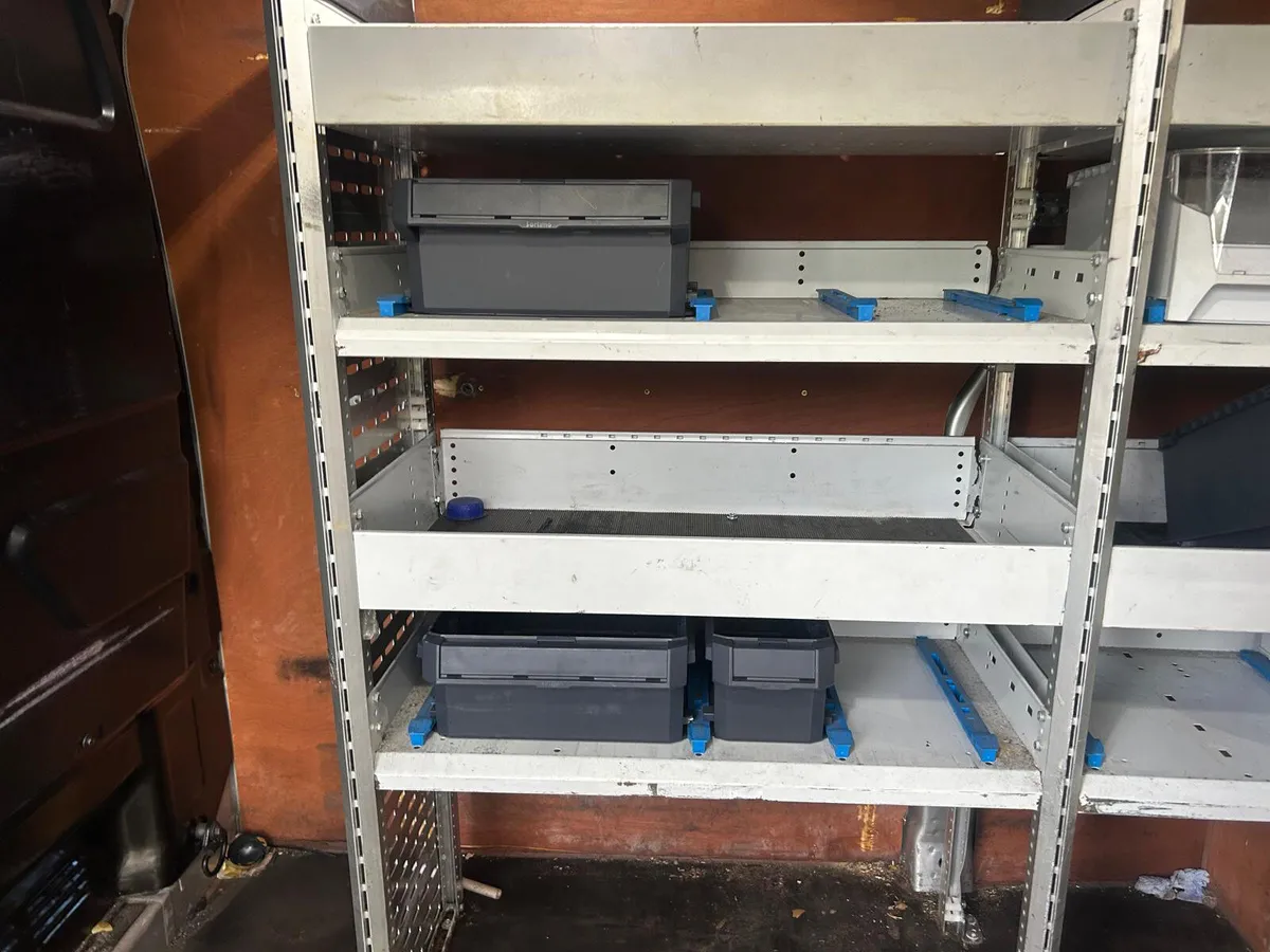 Shelving Ford Transit Custom - Image 3