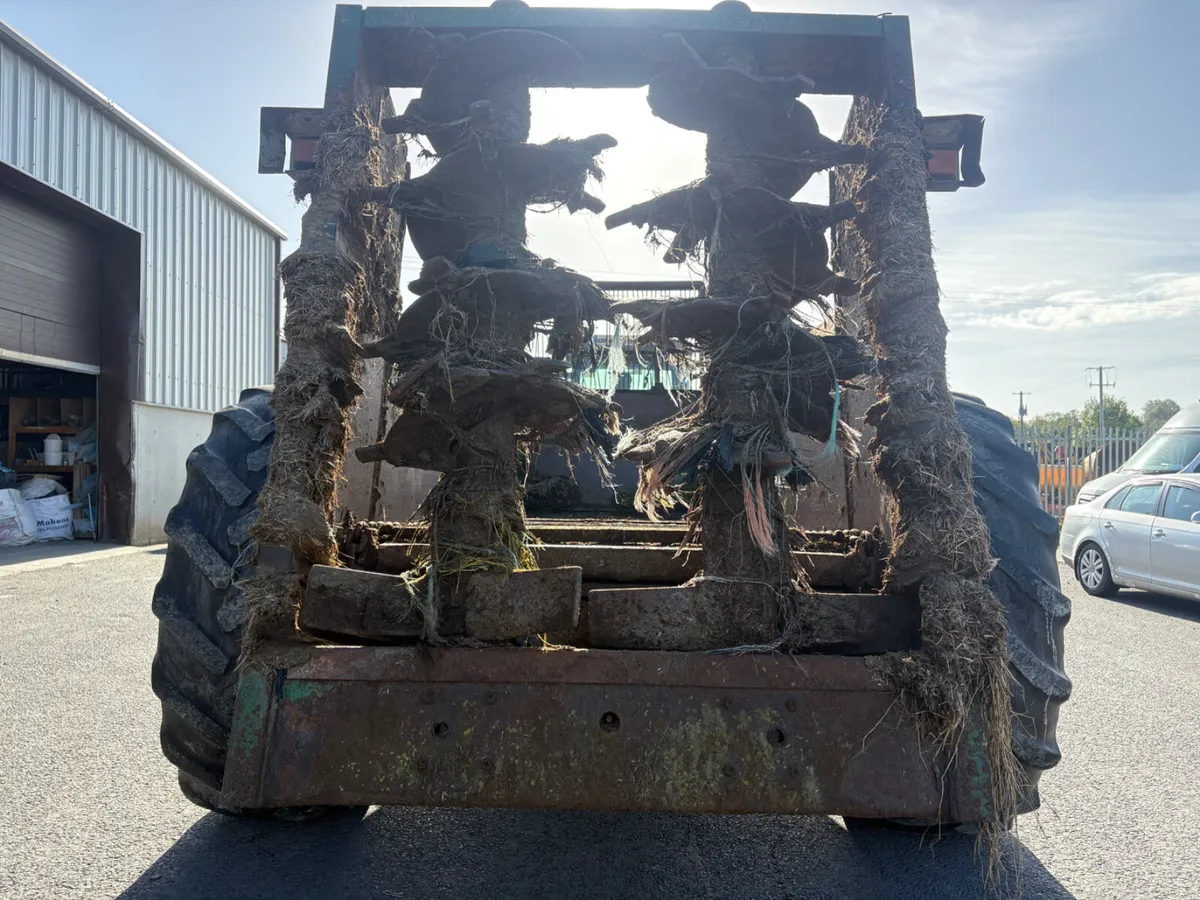 10t Rear Discharge Manure Spreader - Image 3
