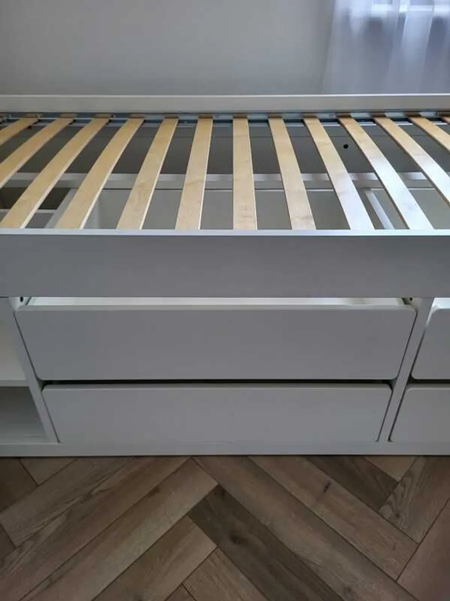 Kids bed with mattress - Image 3