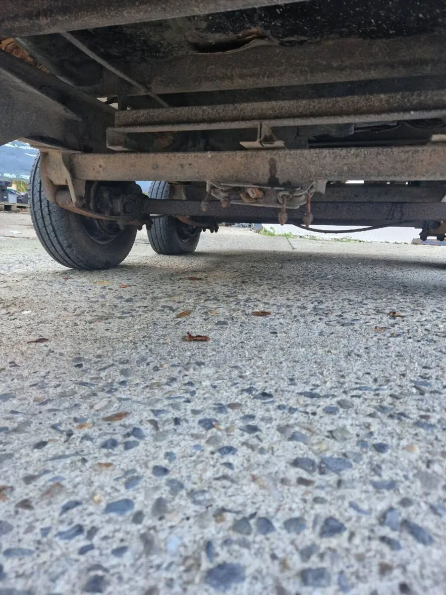 Building - Image 3