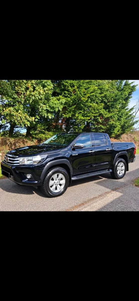 Toyota Hilux - Image 1