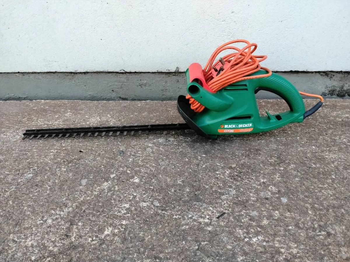 Electic Hedge Trimmer - Image 1