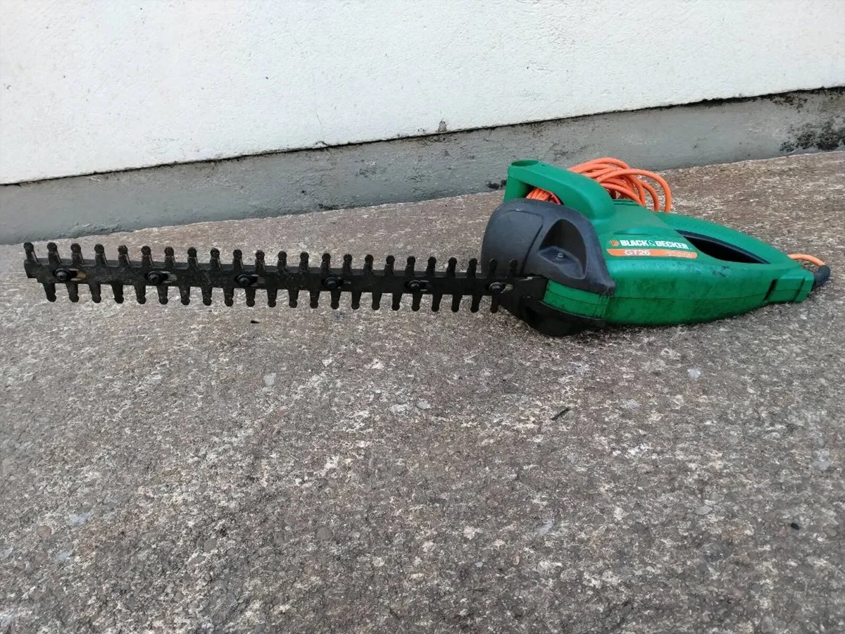 Electic Hedge Trimmer - Image 3