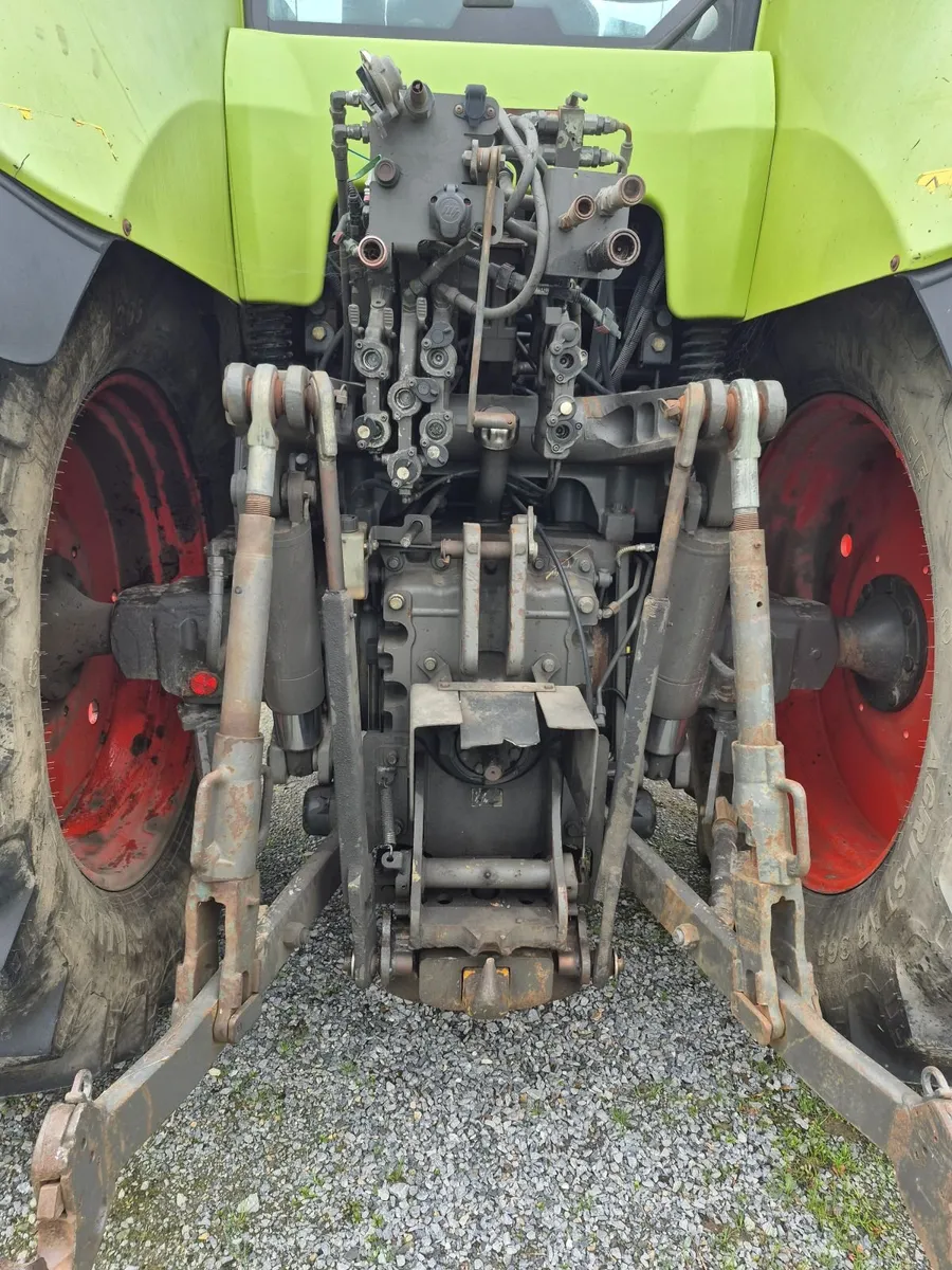 CLAAS 820 axion - Image 3