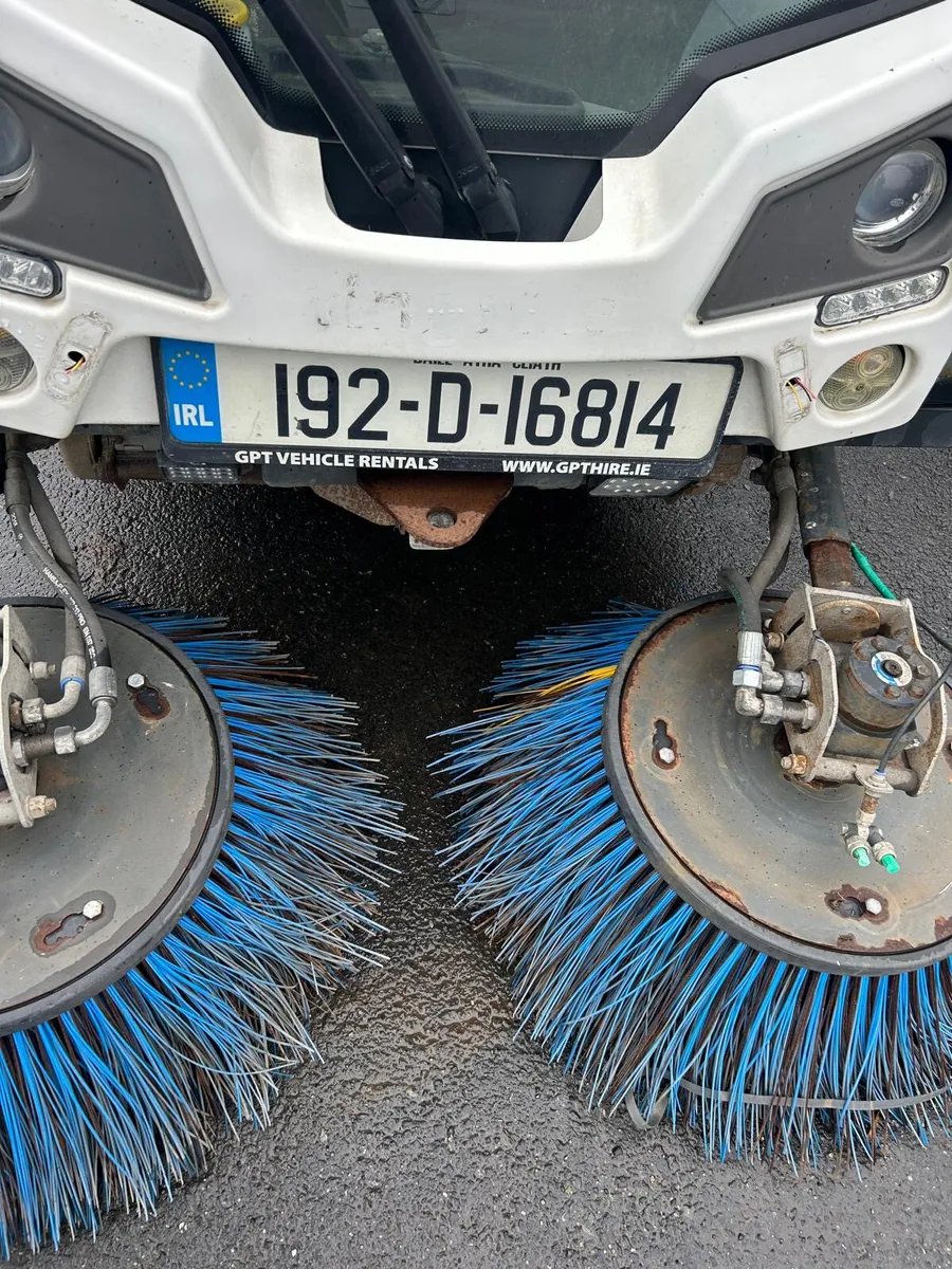Johnston Road Sweeper With Powerwasher - Image 2