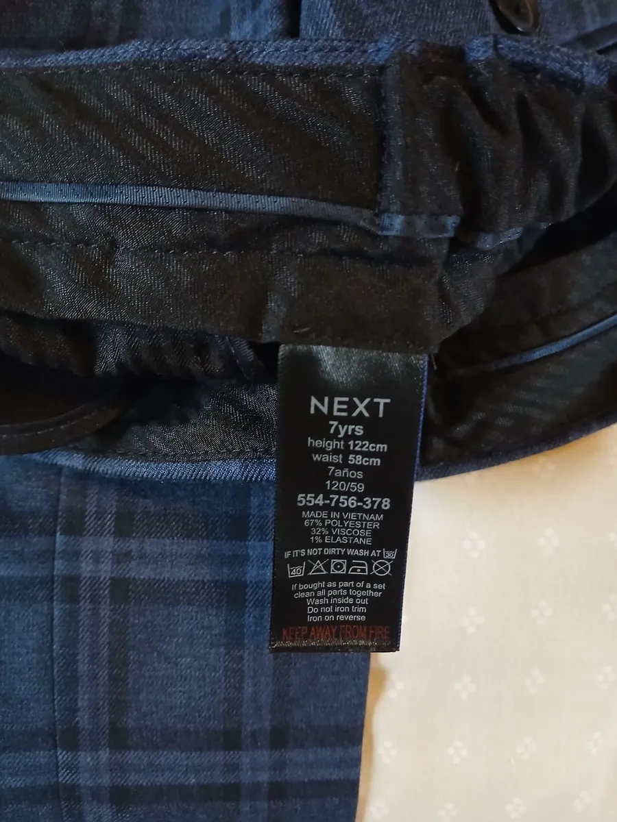 Boy's suit - Image 4