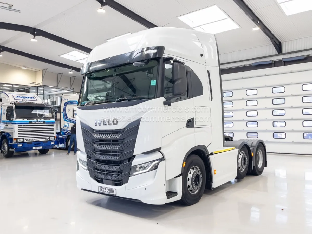 2023 IVECO S-WAY 490 HIGH SLEEPER CAB - Image 4