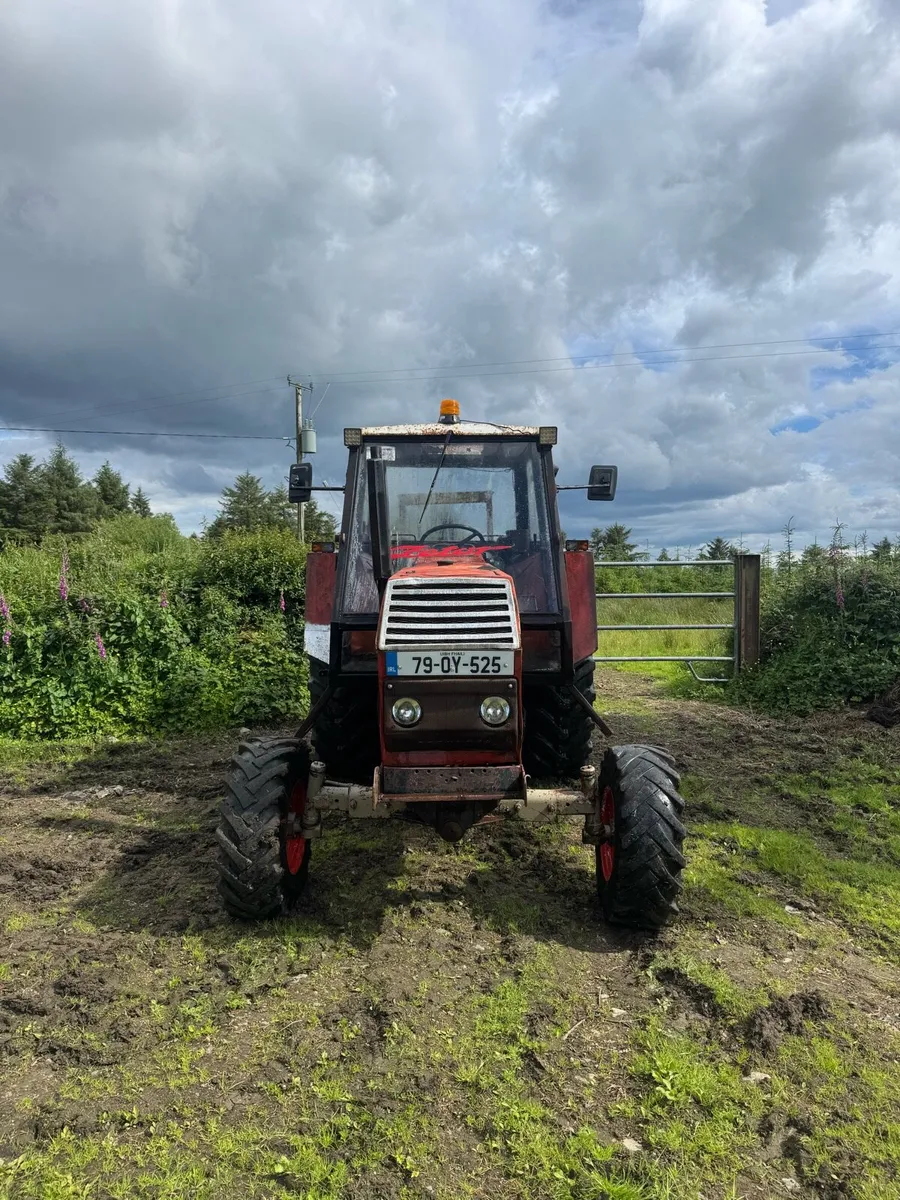 Zetor crystal 8011 6 cylinder Perkins - Image 2