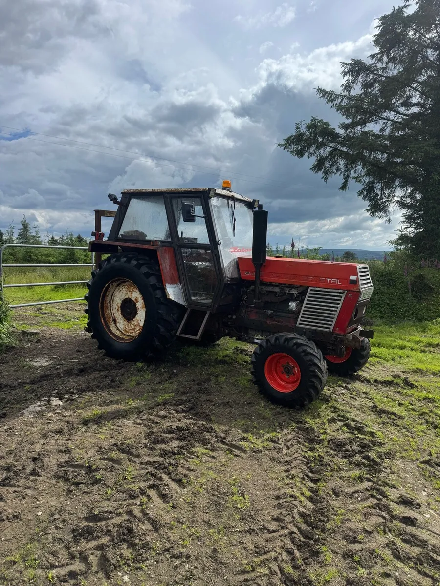 Zetor crystal 8011 6 cylinder Perkins - Image 1