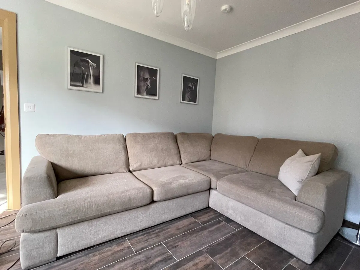 Freya Deluxe Corner Sofa Bed - Image 1