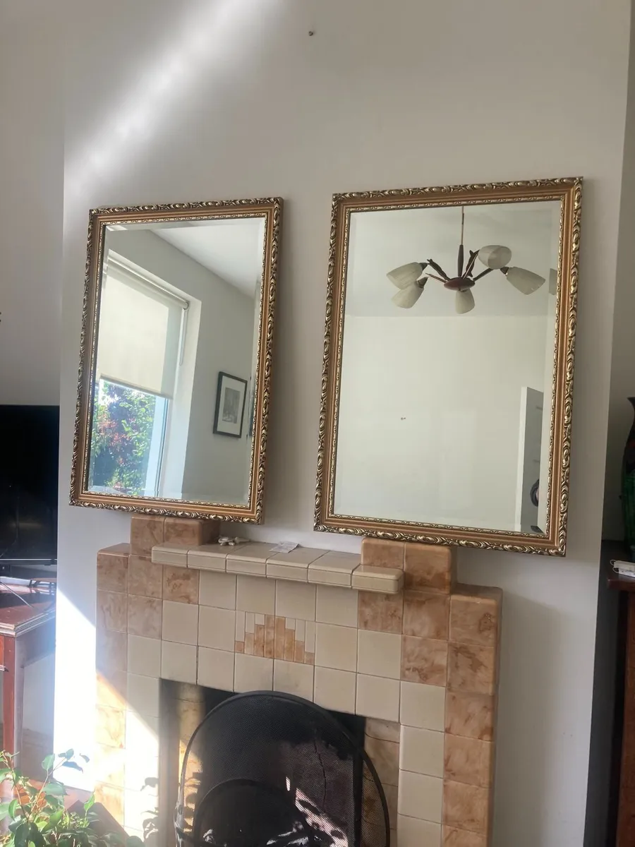 Mirrors x 2 - Vintage - Image 1