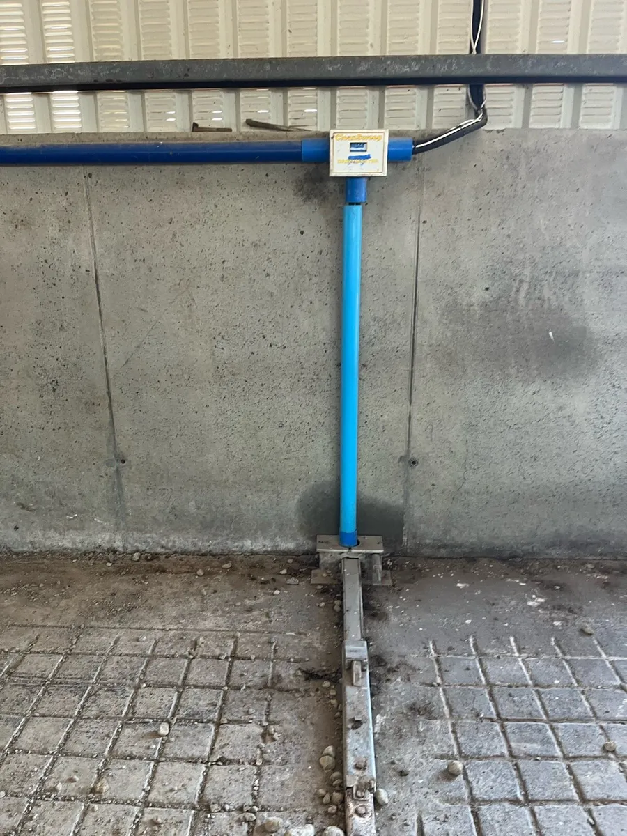 Dairymaster Passage Scrapers - Image 1