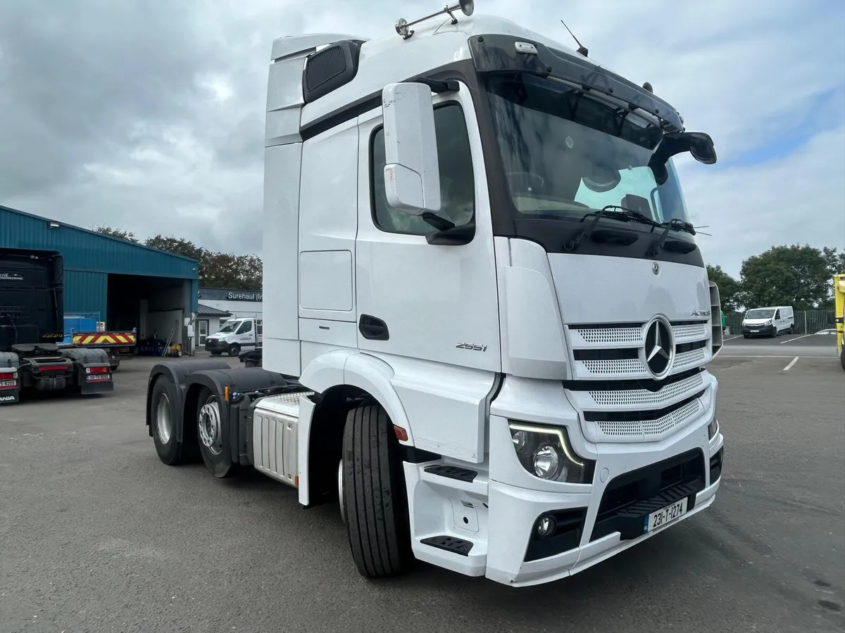 Mercedes-Benz Actros 2023 2551 - Image 1