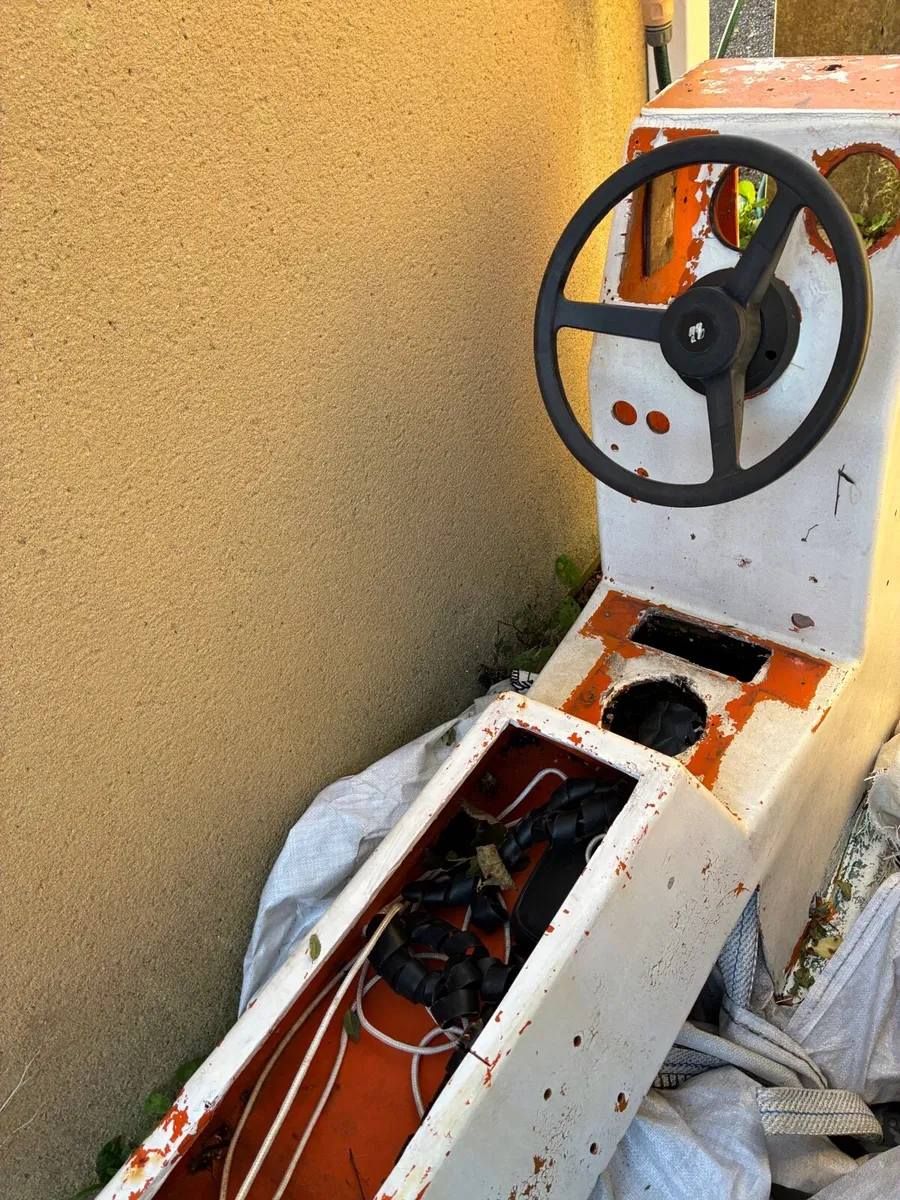Trailer and Rib console - Image 1