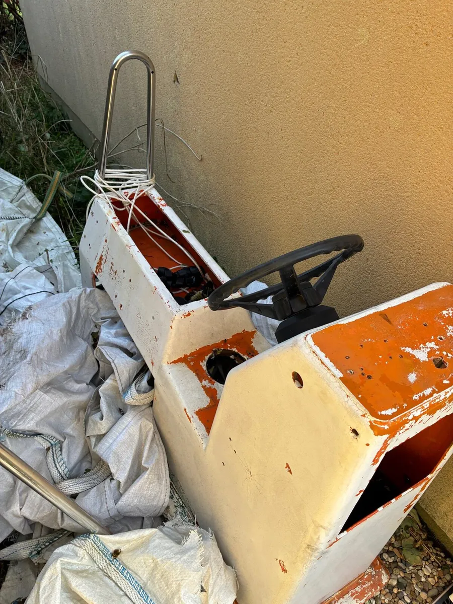 Trailer and Rib console - Image 2