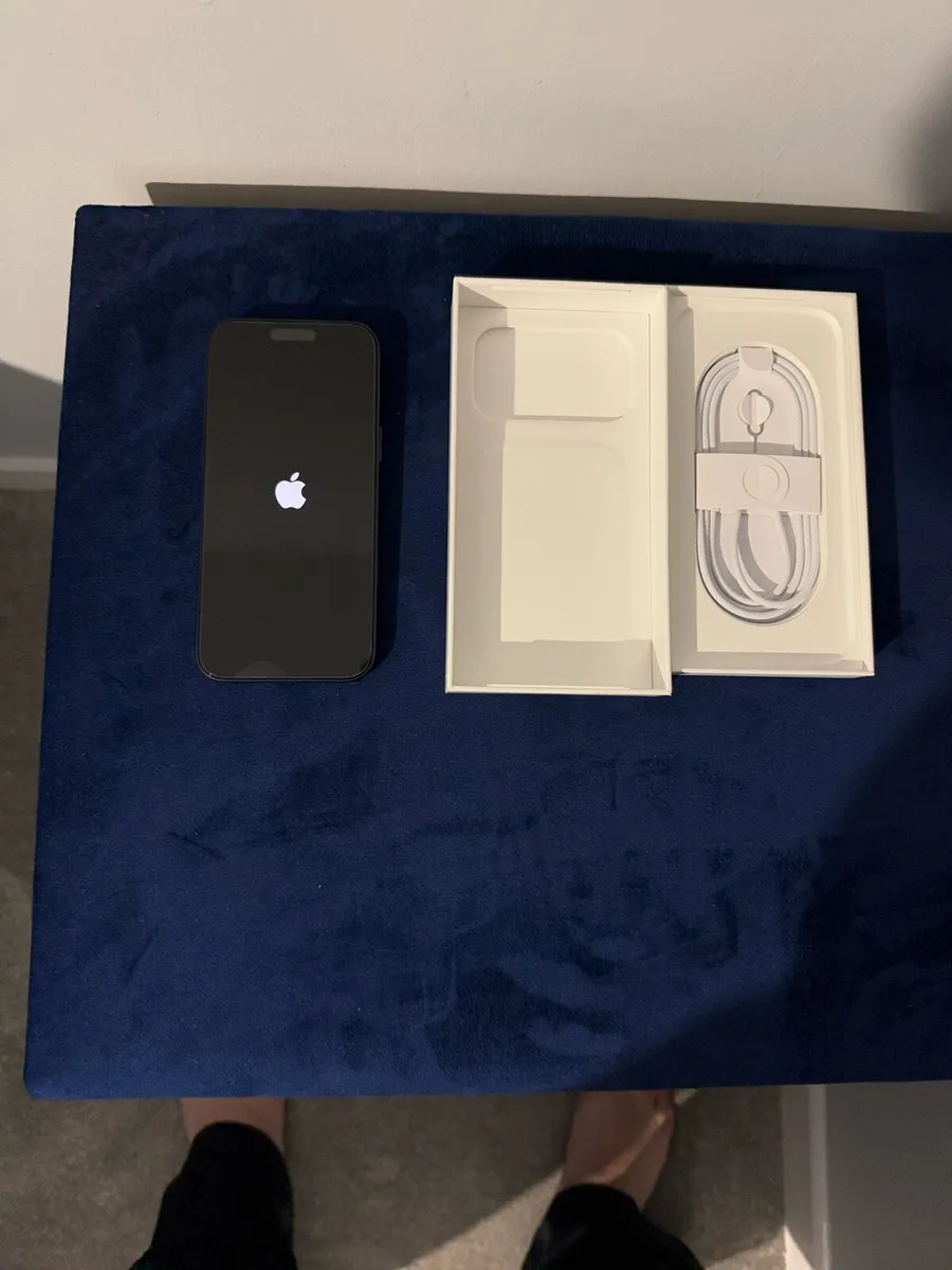 IPHONE 17 pro max - Image 1