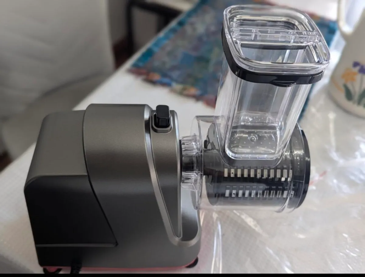 Electronic Vegetable Chopper - Image 2