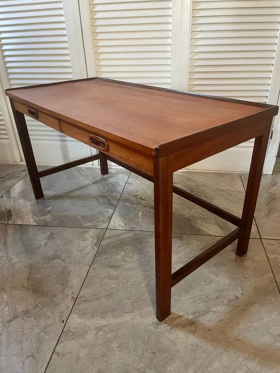 Mid century Danish coffee table plus - Image 3