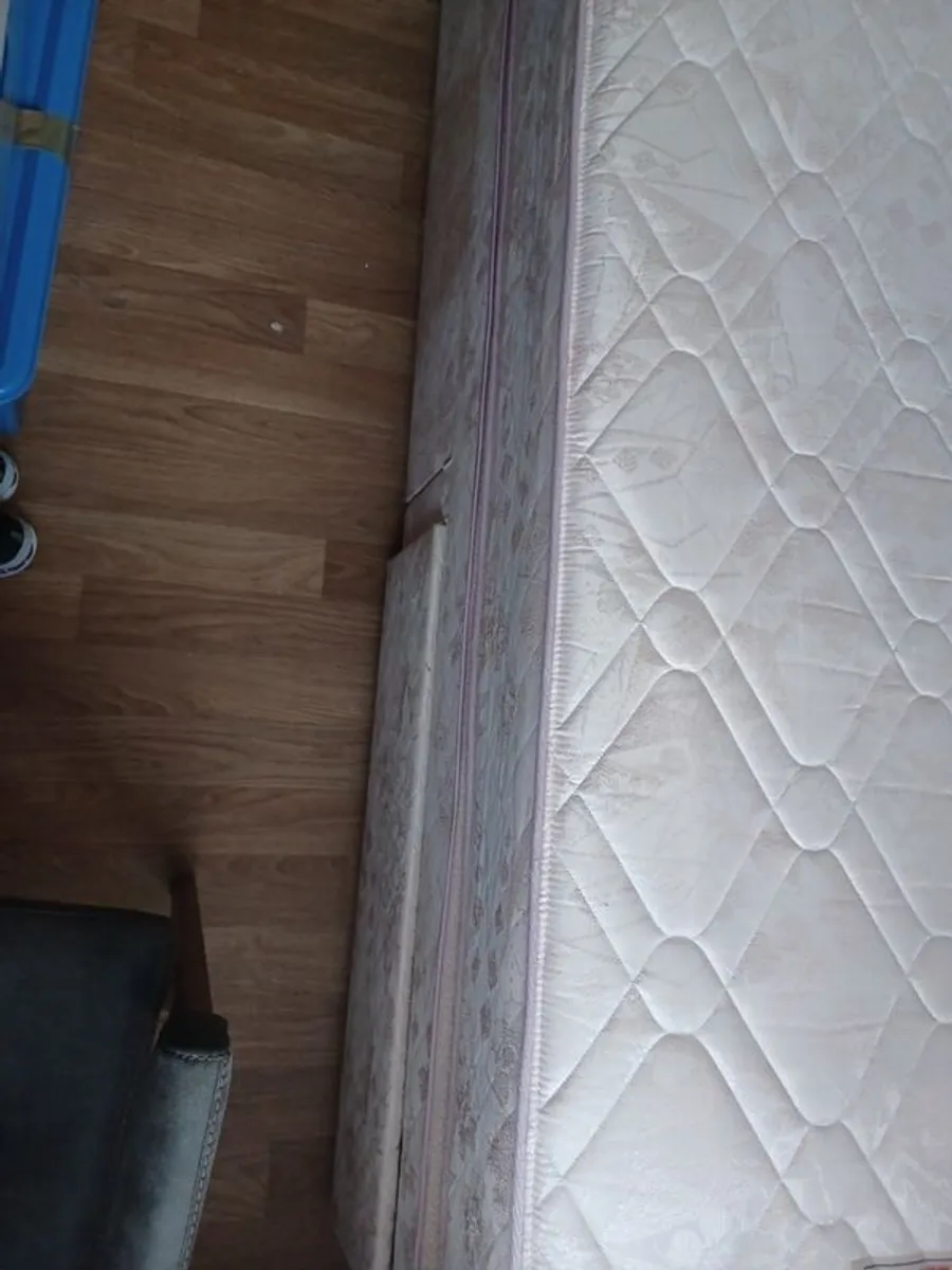 Single bed with headboard and double drawer divan.3 sets of bed clothes and mattress protector, barely used. - Image 2