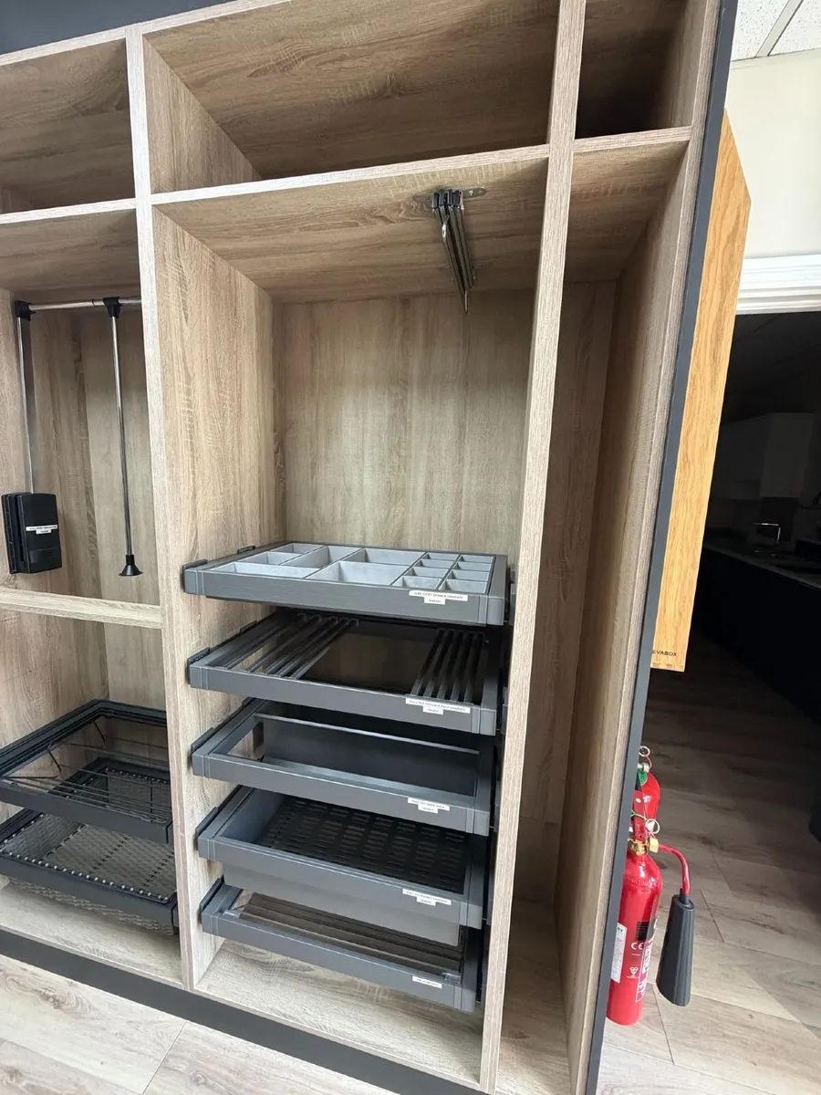 Ex-Display Fitted Wardrobes - Image 2