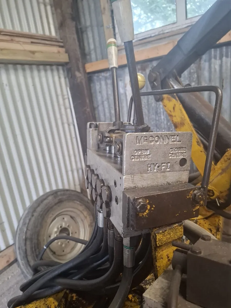 Wanted: Valve chest for McConnel PA44 Hedge Cutter - Image 4
