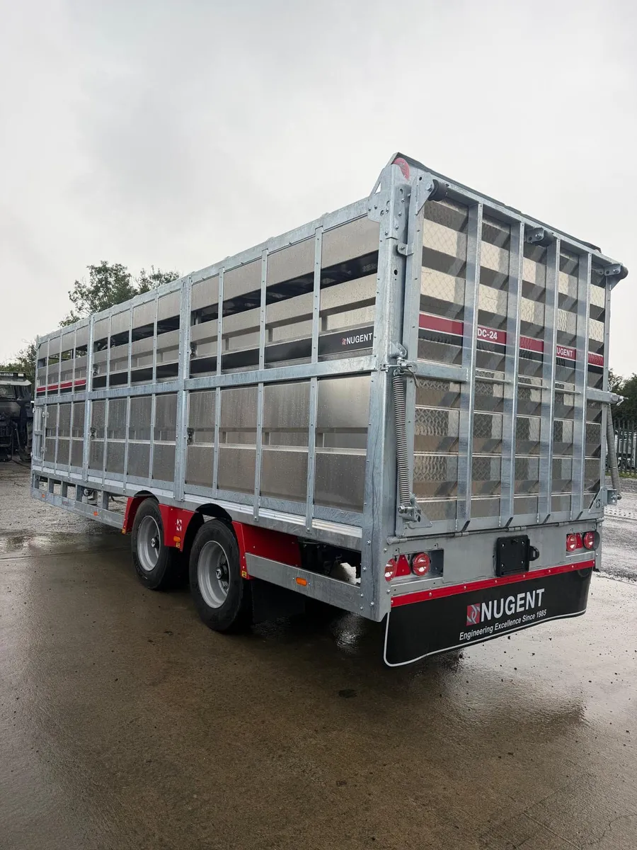 **New Nugent TDC 24FT Livestock Trailer** - Image 2
