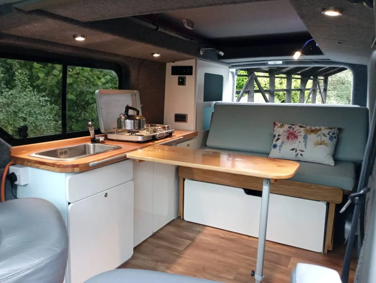 2013 Vivaro Camper Sportive 2000cc 140,000 miles - Image 3